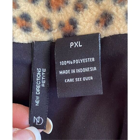 New Directions Cheetah Print Vest Sz. PXL Front Zip Stand Up Collar - Picture 9 of 10